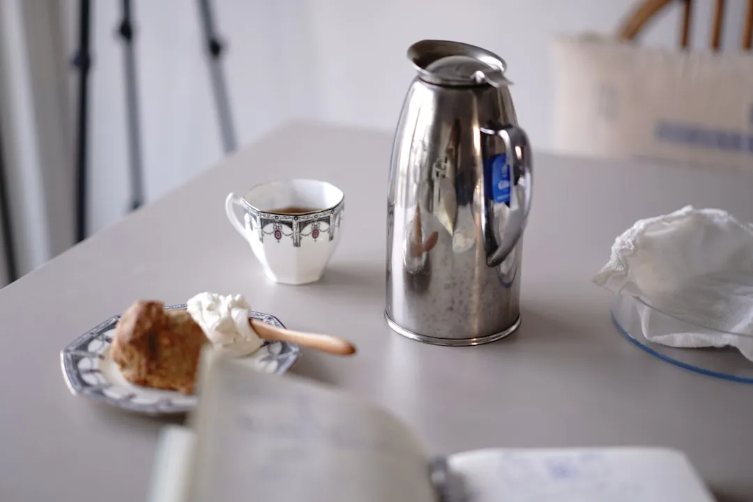 企业礼品定制杯具选型指南:从保温杯到马克杯的搭配方案正文配图 2